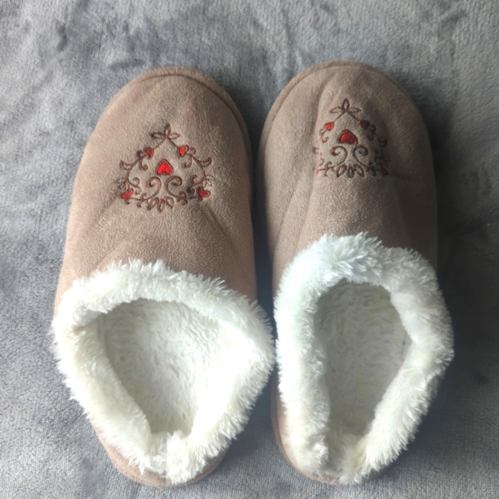 Slippers